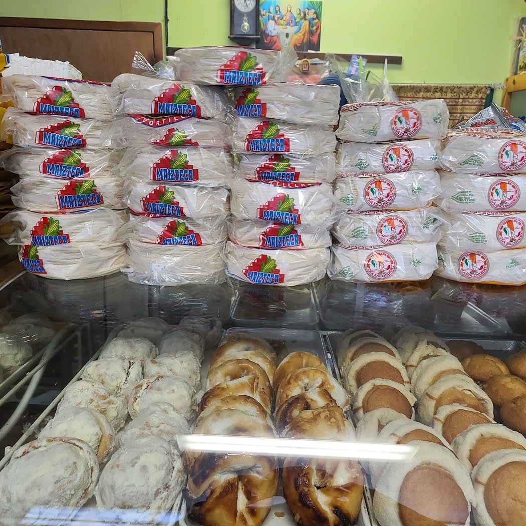 Angel's Grocery & Bakery 1