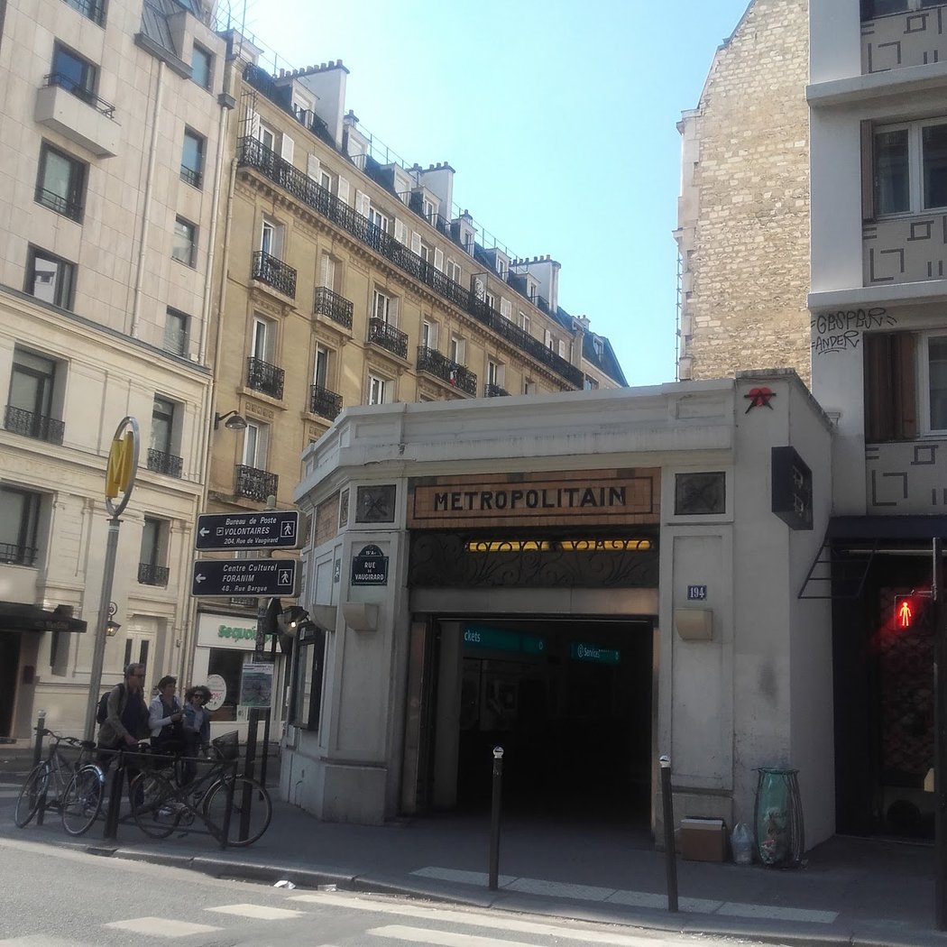 Rue de Vaugirard Exploration 3