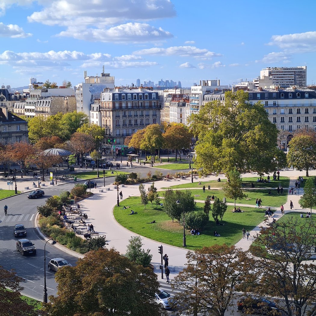 Place de la Nation 1