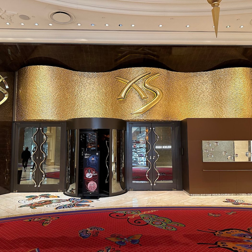 XS Nightclub 3
