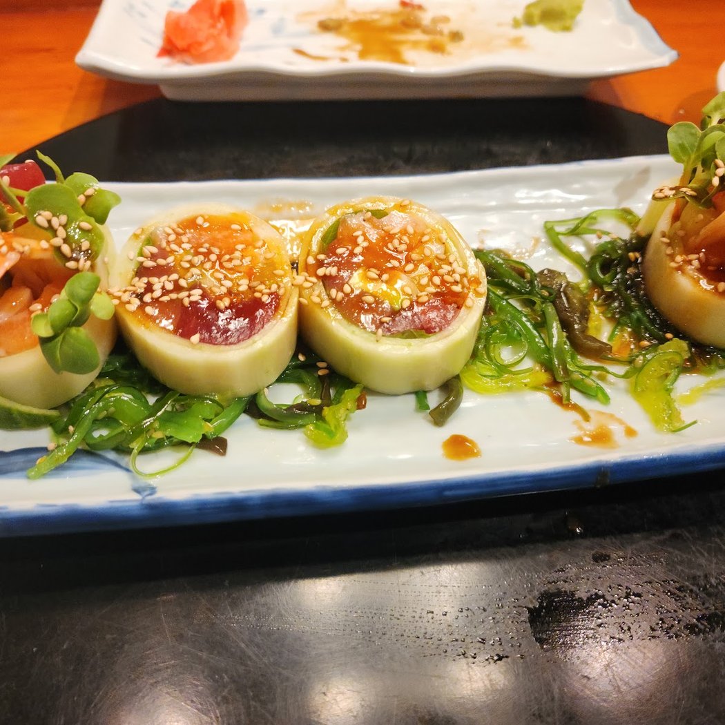 Tsuru Sushi Japanese Restaurant 3