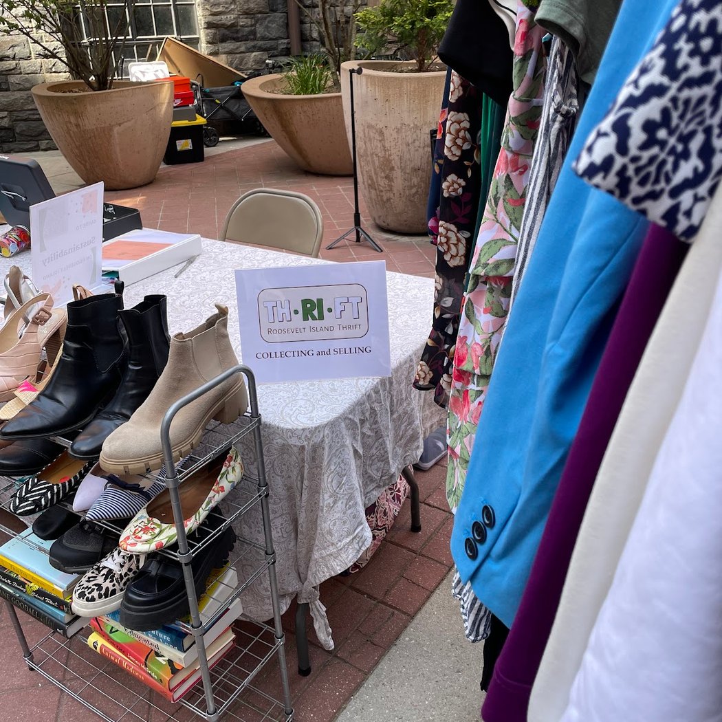 Roosevelt Island Thrift 3