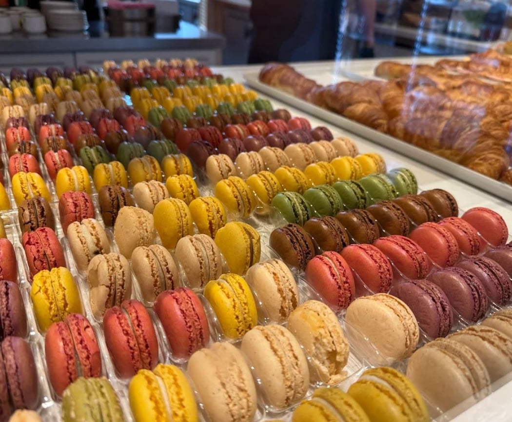 Le Parisien Bakery 1