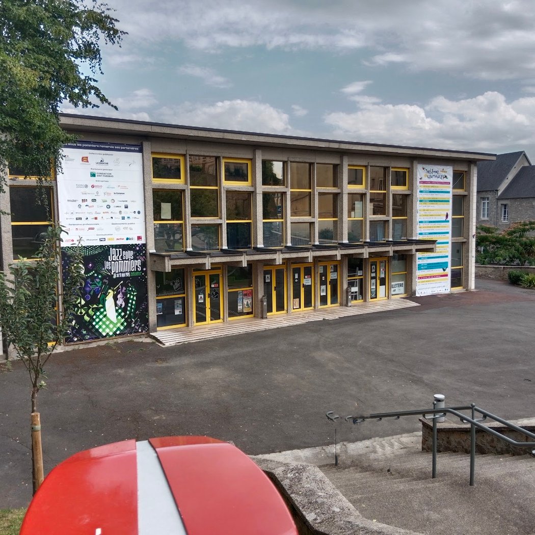 Théâtre municipal de Coutances 1