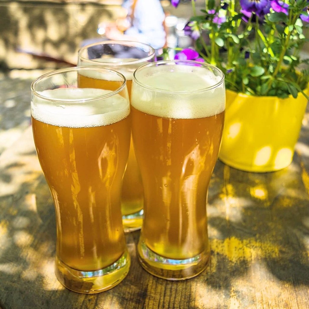 Brasserie Les Deux font la Bière - Fabrique & Bar à bières artisanales – Bière Craint Dégun & Bière du Garlaban - Aubagne 1