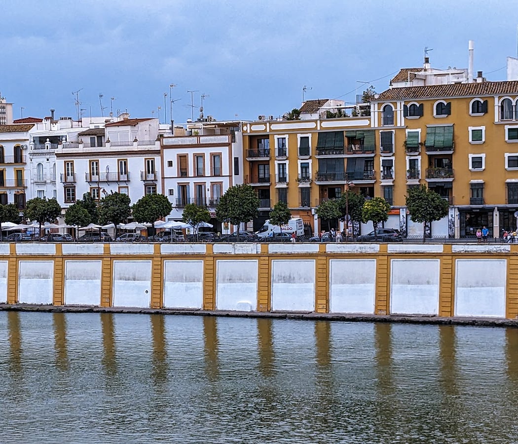 Calle Betis 3