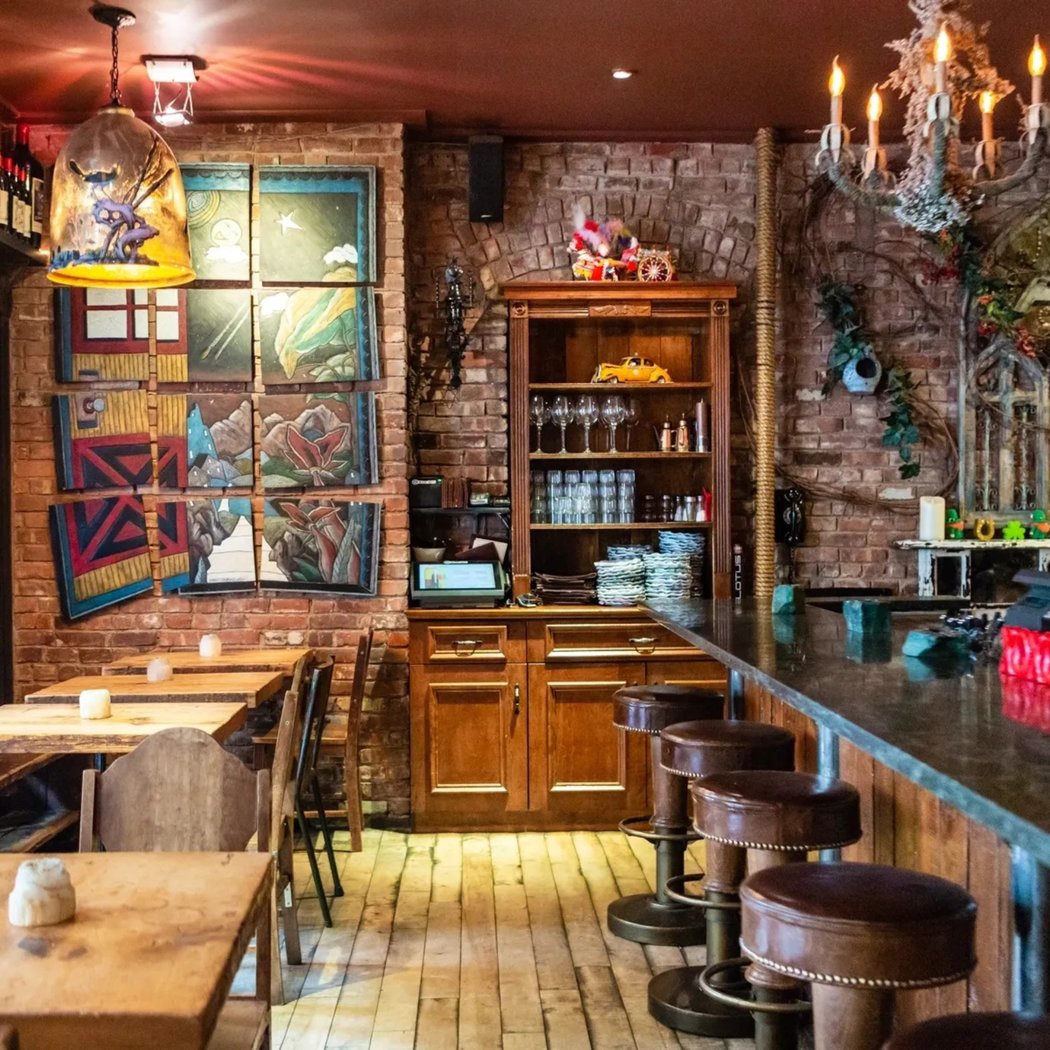 Bella Luna Restaurant 2