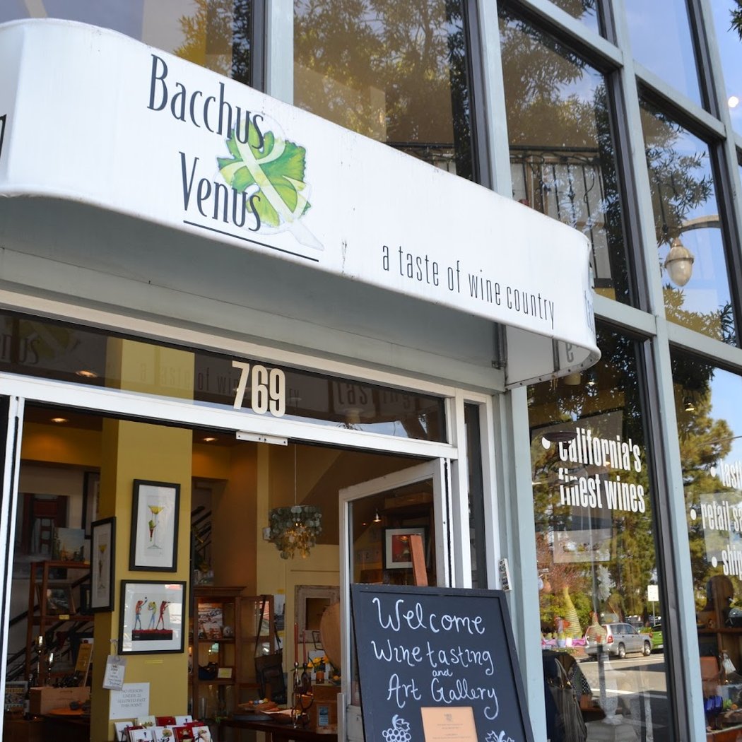 HOLIDAY MARKET AT BACCHUS & VENUS 2