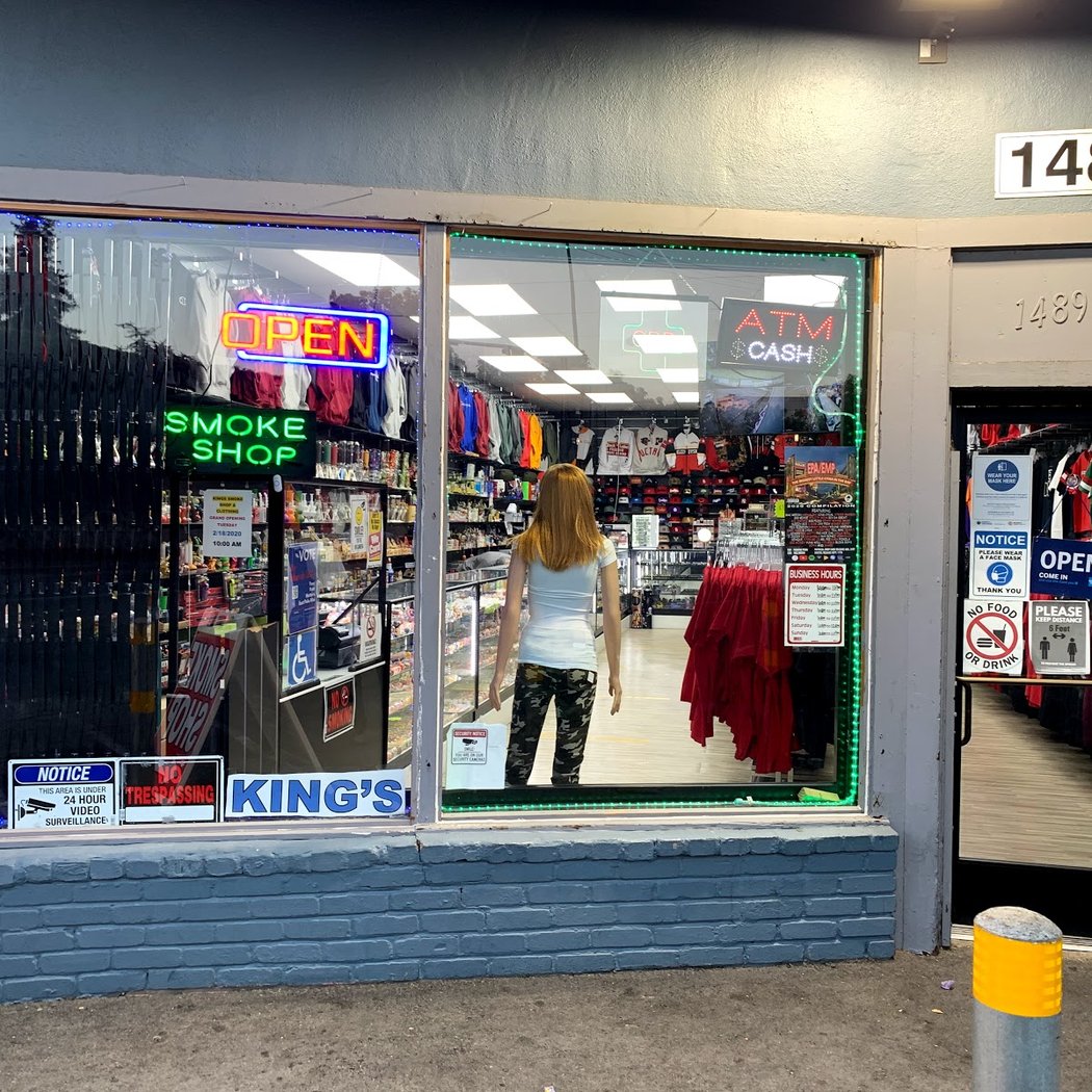 Kings Smoke Shop & clothing 2