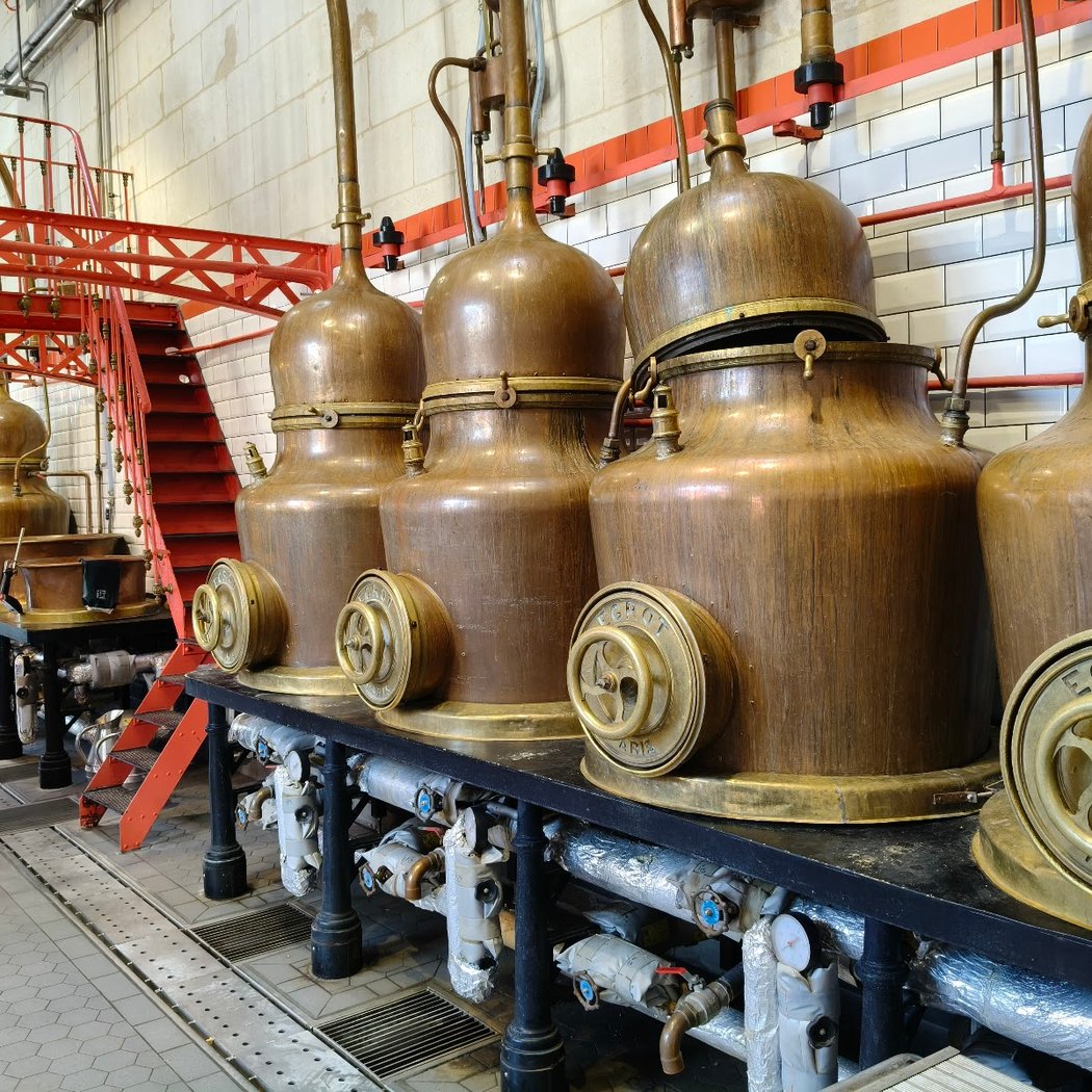 Distillerie Combier 2
