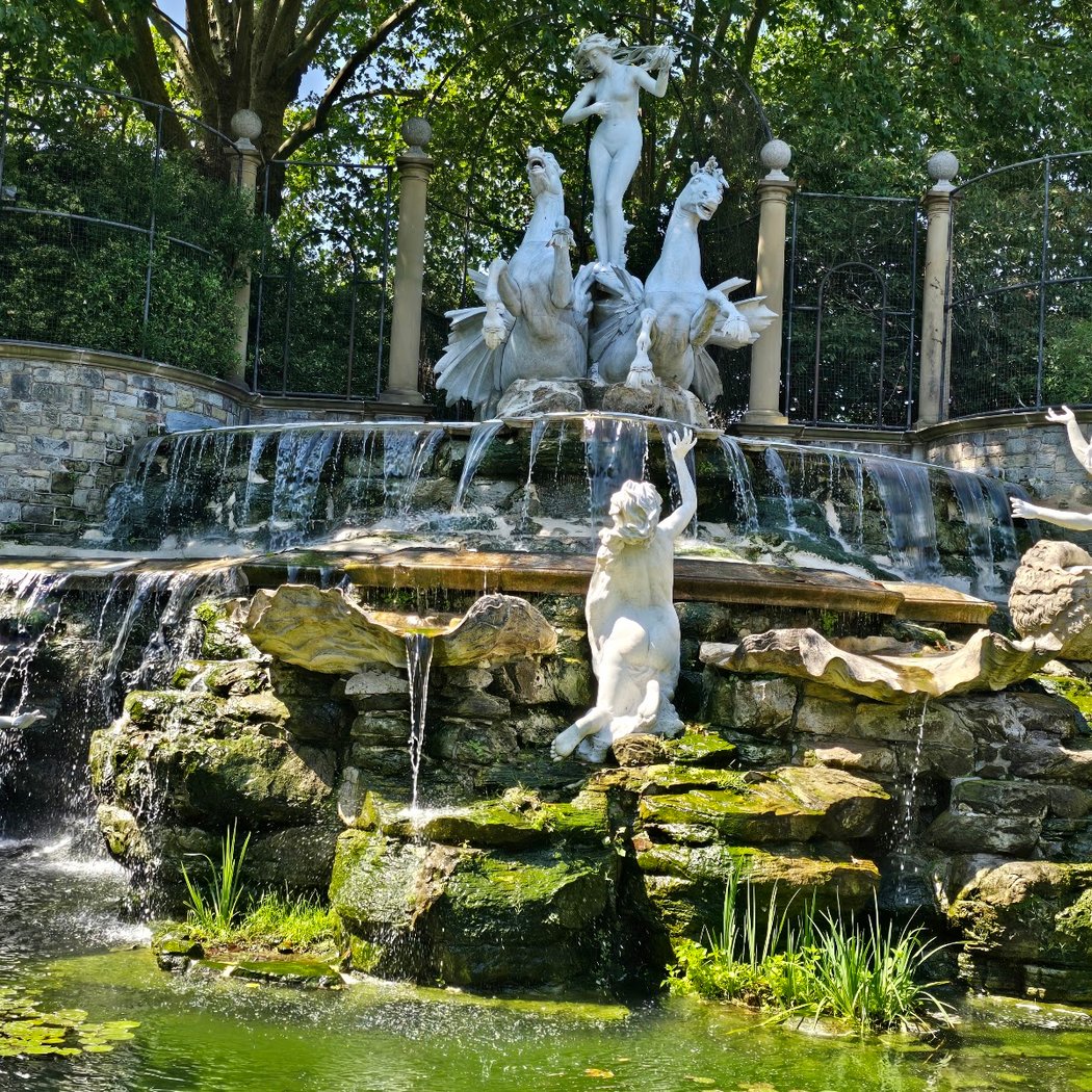 York House Gardens 1