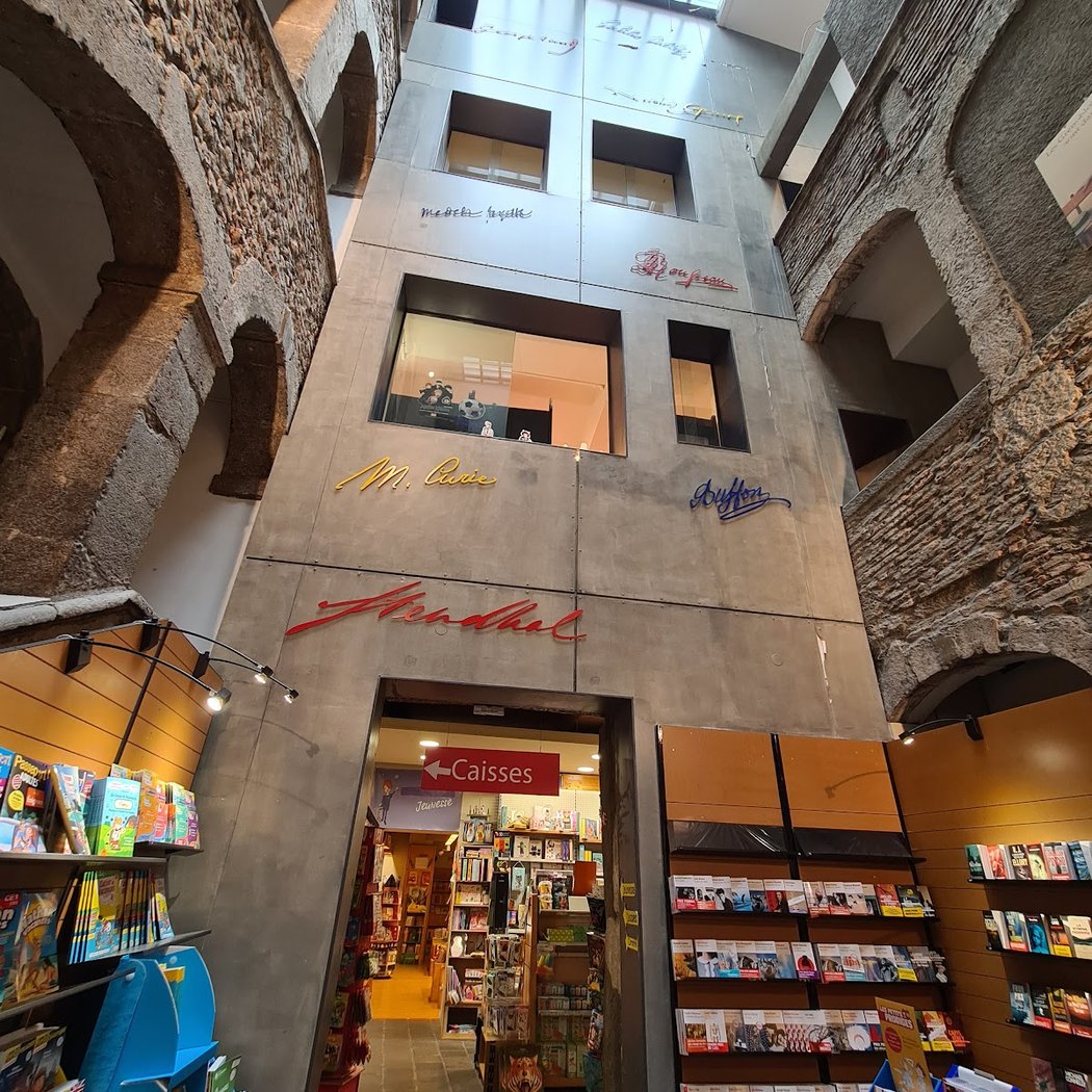 Librairie Papeterie Arthaud 1