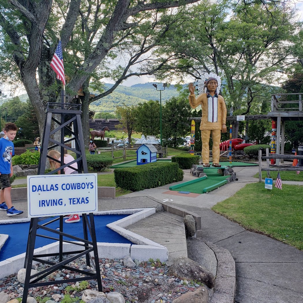 Around the World Miniature Golf 1