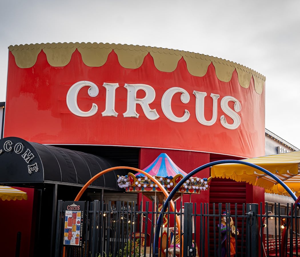 Circus 2