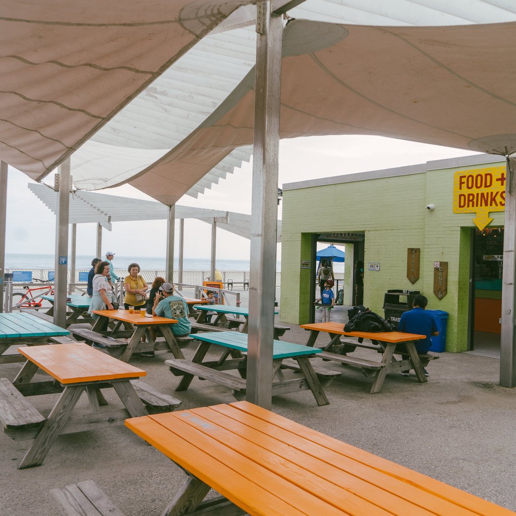 Caracas Arepa Bar (summer only) 2