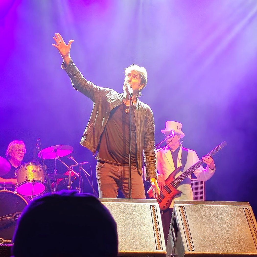 One Vision Of Queen: Featuring Marc Martel 1