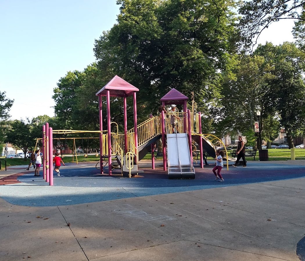Lincoln Park 2