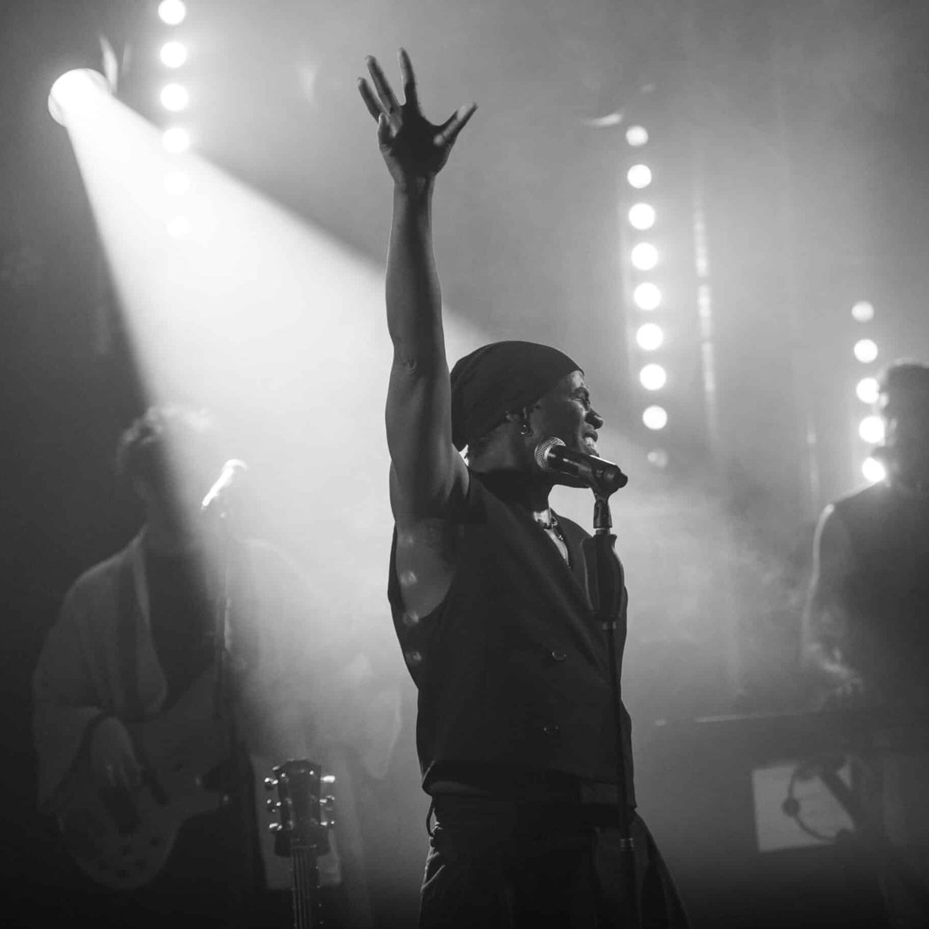YAYA MINTÉ – LIVE NIO FAR 1