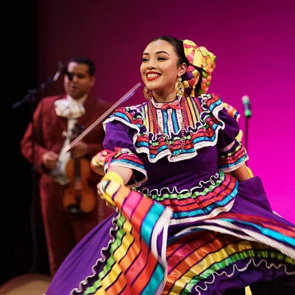 Mariachi & Folklorico Academy 1