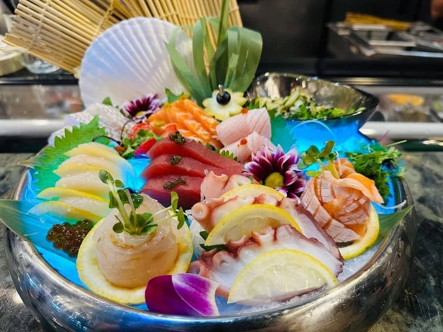 SOHO Japanese & Sushi Restaurant 1