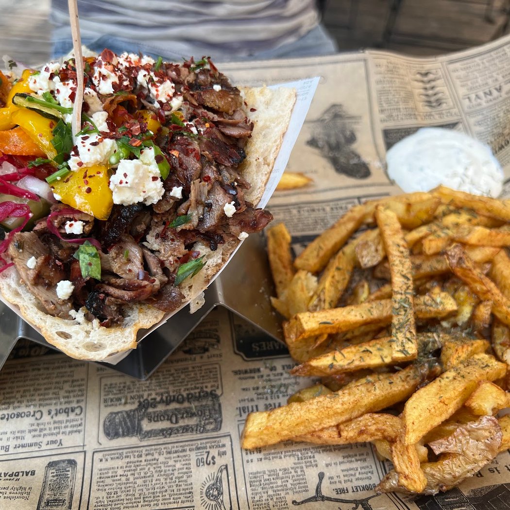 Frisch süßes - Cağ kebap 3