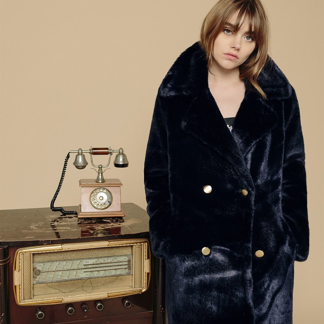 Faux Fur Coat - Fausse Fourrure 3