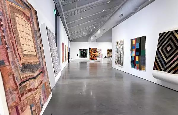 Exhibition Tour: Routed West: Twentieth-Century African American Quilts 3