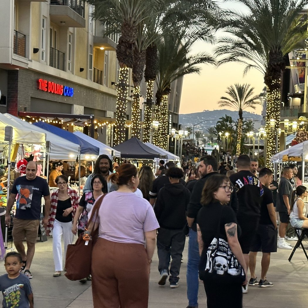 Downtown Burbank Cultural Market 2