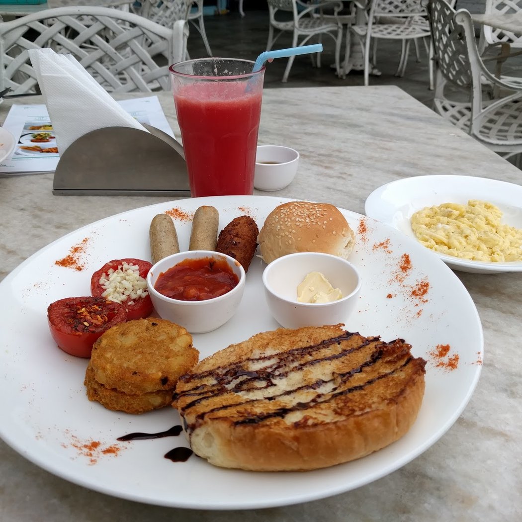 Peppermill Bistro 3