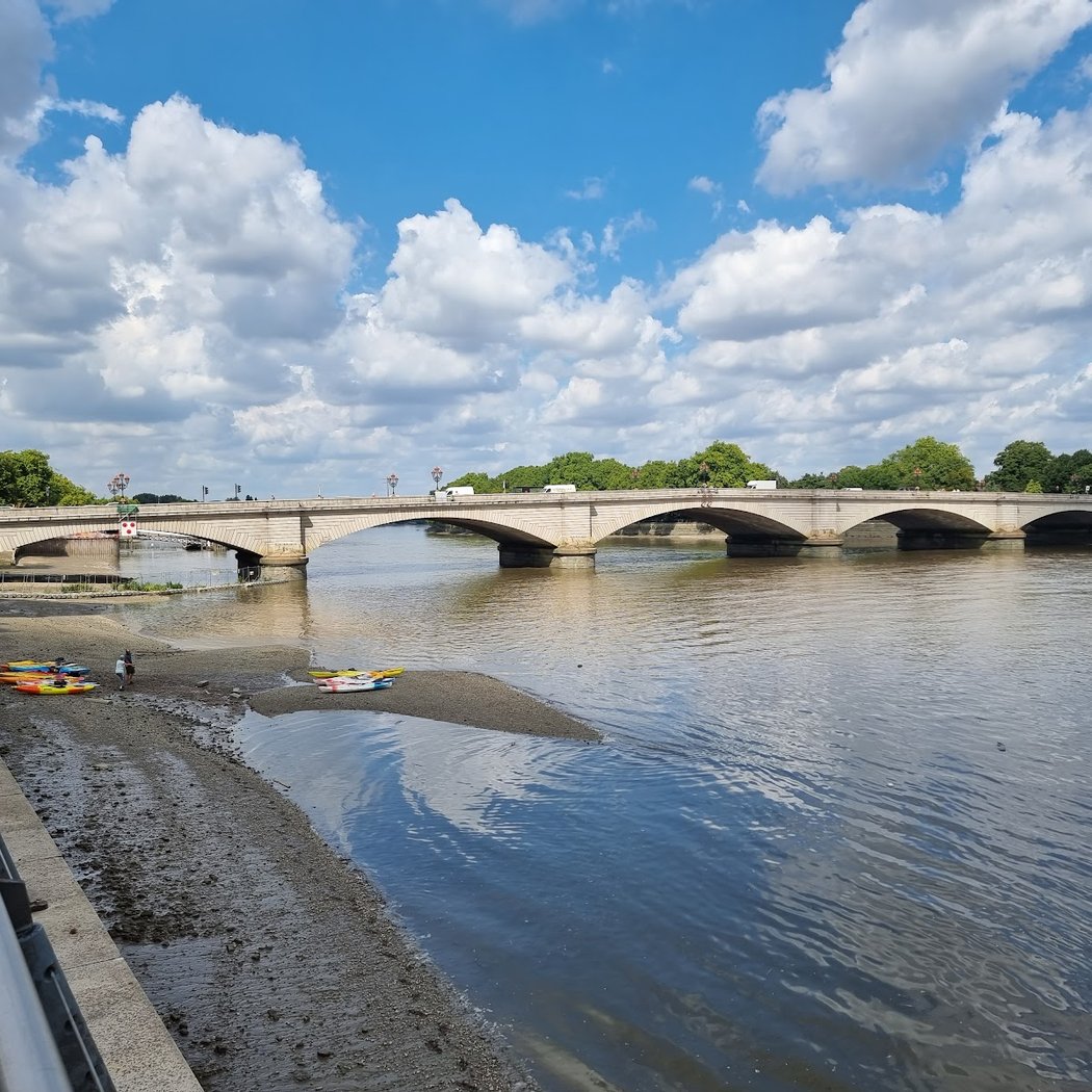 Thames Path 2