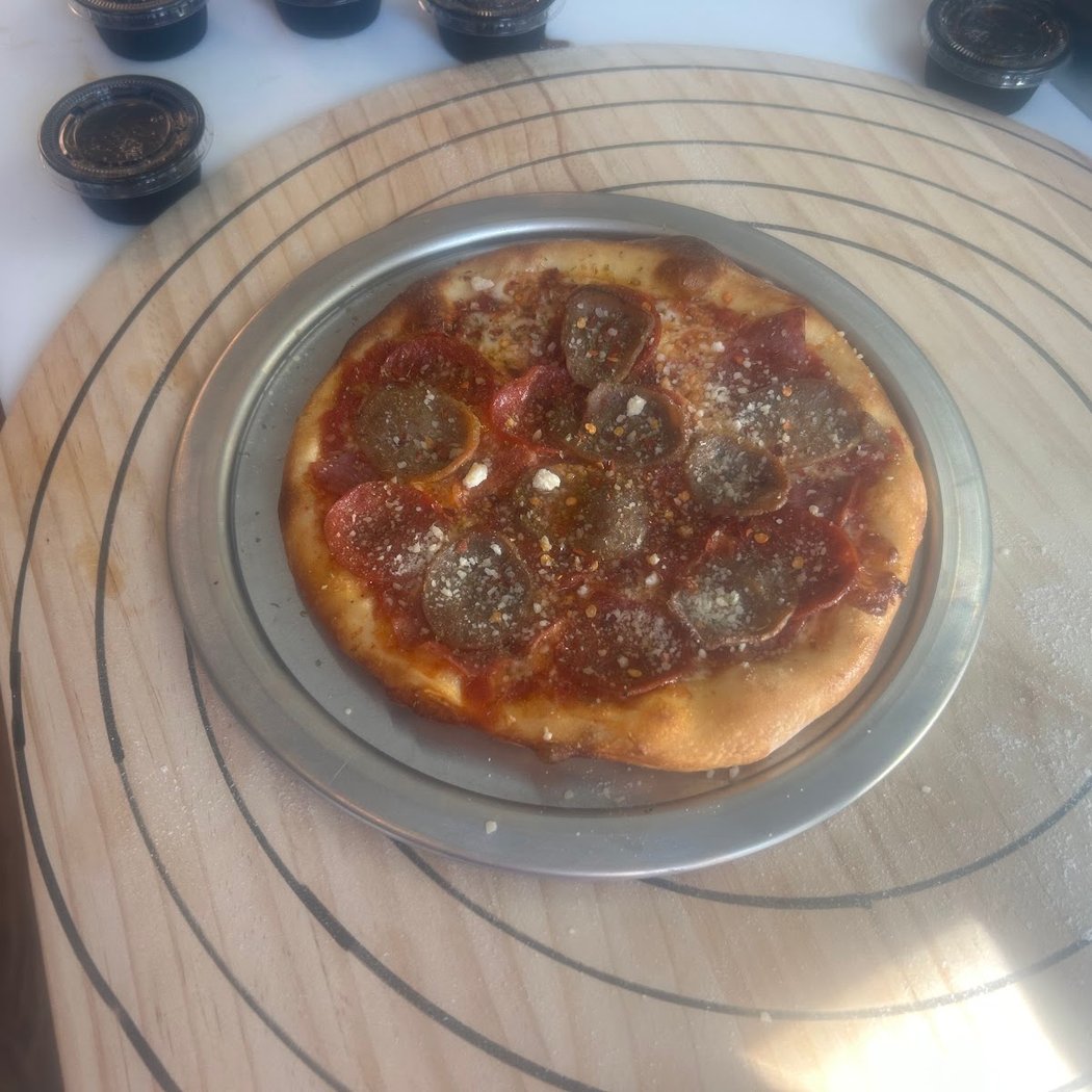 Rico’s Pizza 3