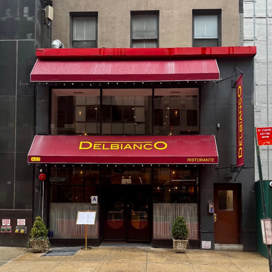 DelBianco Italian Restaurant 3