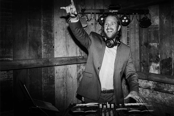 Evenings on the Colonnade – DJ Dance Party 2