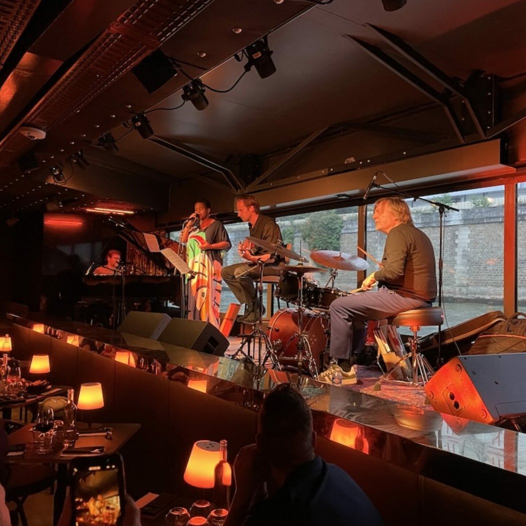 Carte cadeau dîner-concert 1