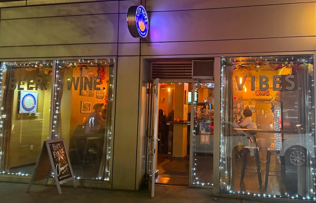 City Hops Craft Beer and Wine Bar 2