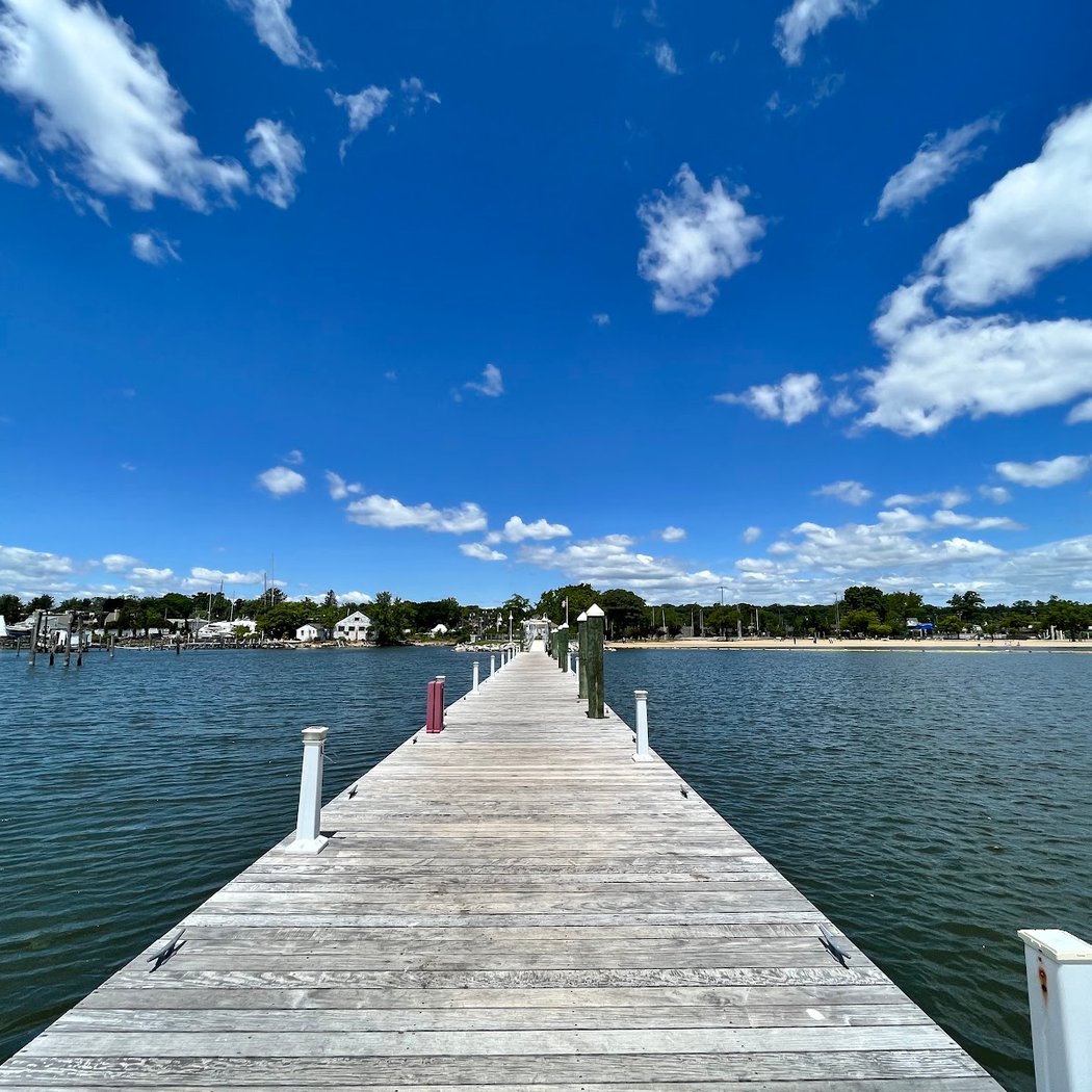 Manorhaven Beach Park & Pool 1