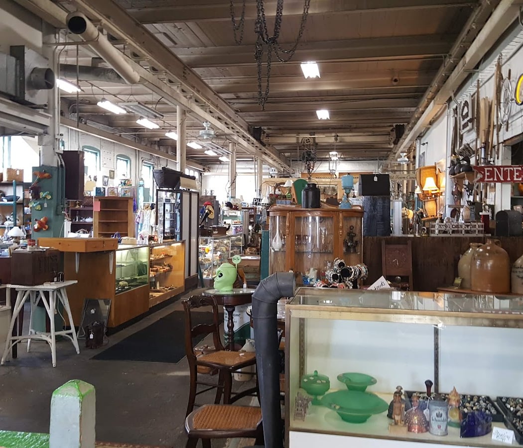 Court Street Antiques 3