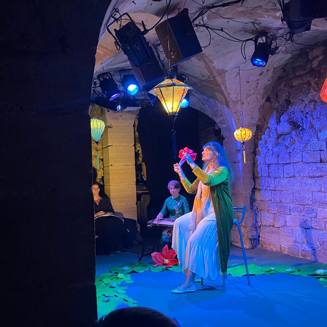 La grand Chaperon rouge... Pour les 3 - 10 ans 1