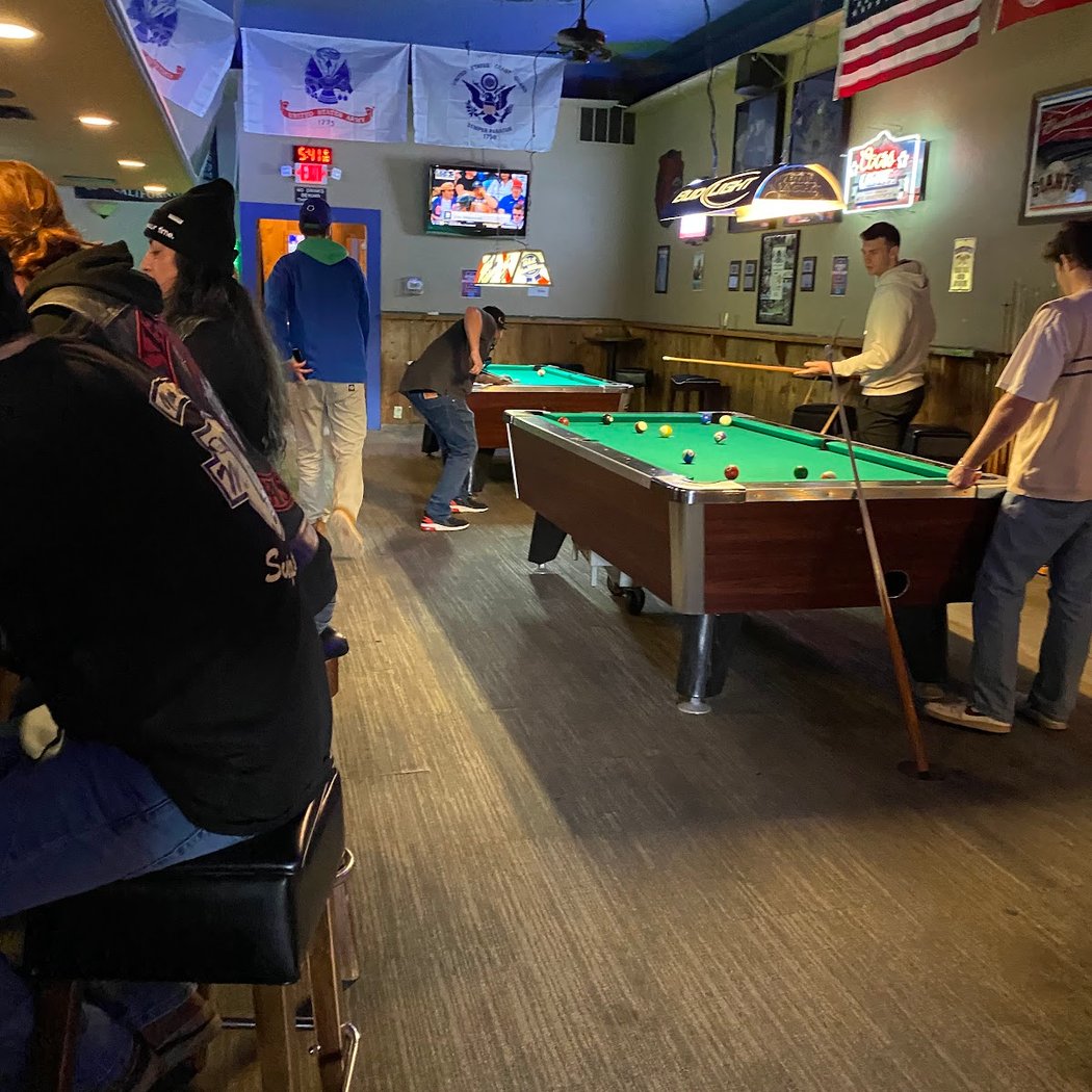 Stone's Sports Bar & Lounge 3