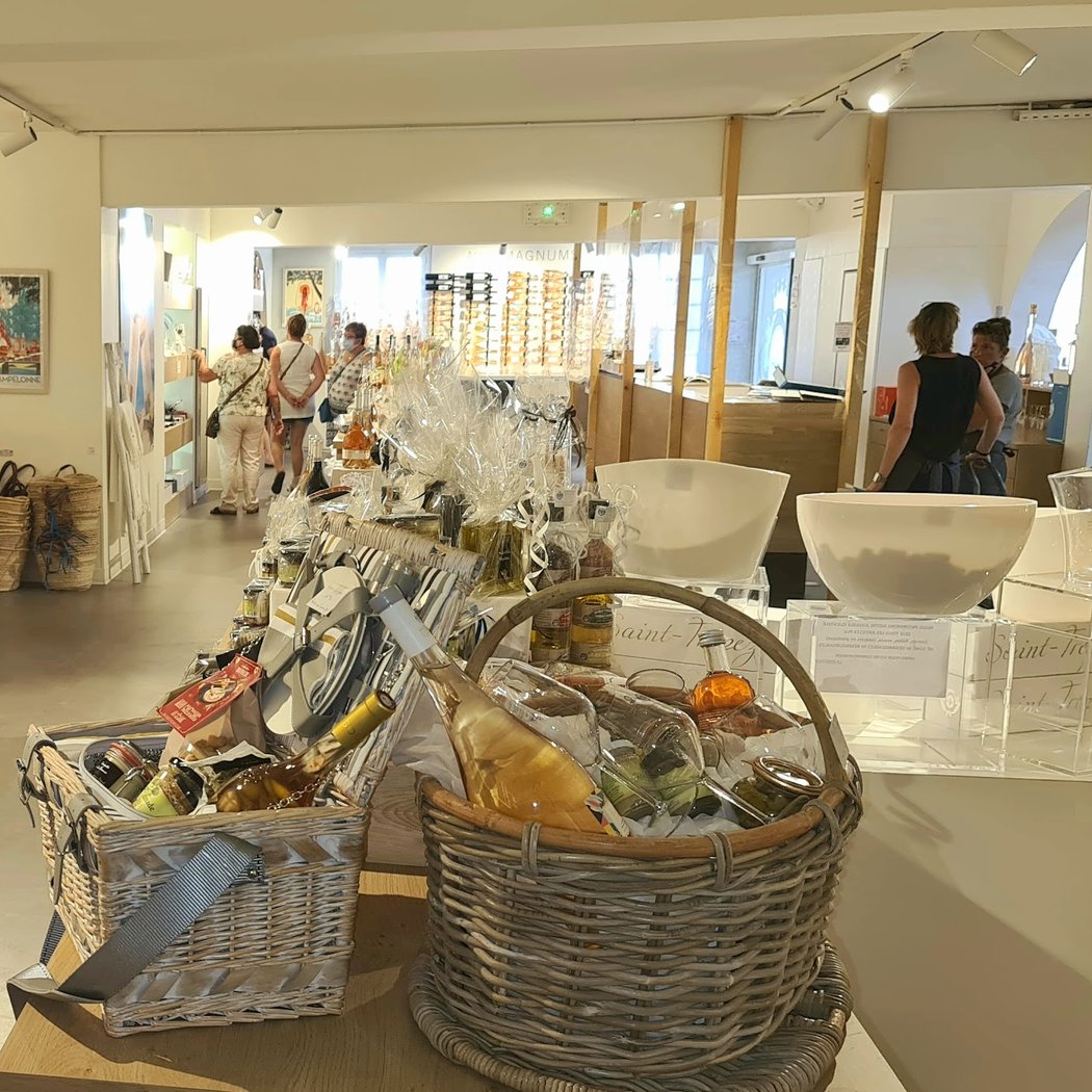 The Maîtres Vignerons de la Presqu'ile de Saint Tropez 4