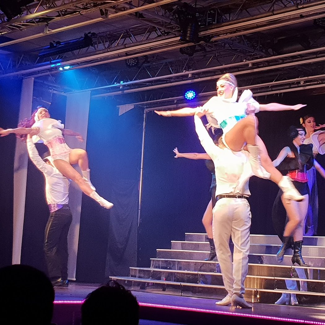GARDEN PALACE CABARET 3
