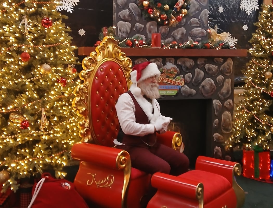 Canterbury Holiday Stroll 2