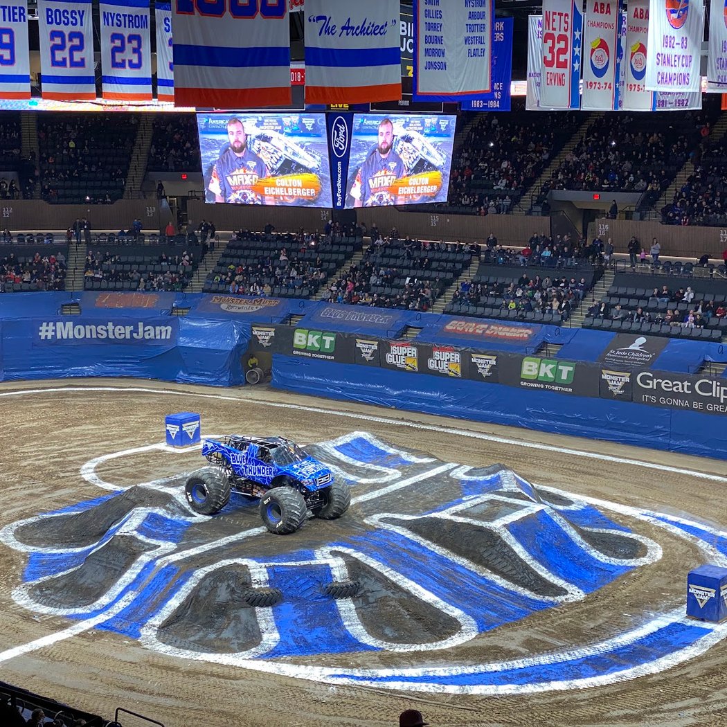 Nassau Veterans Memorial Coliseum 3