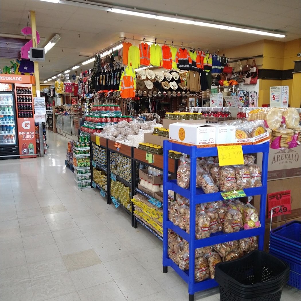 Super La Favorita Meat Market 2