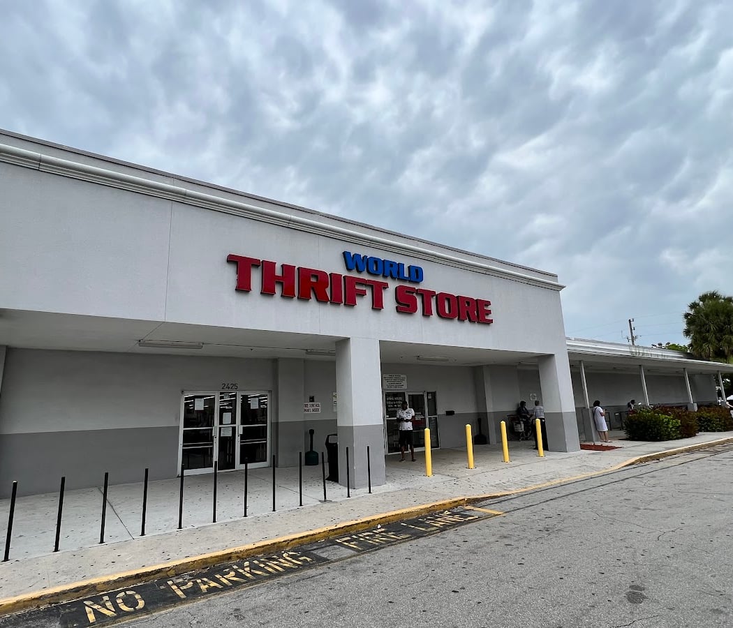 World Thrift - Lake Worth Beach 2