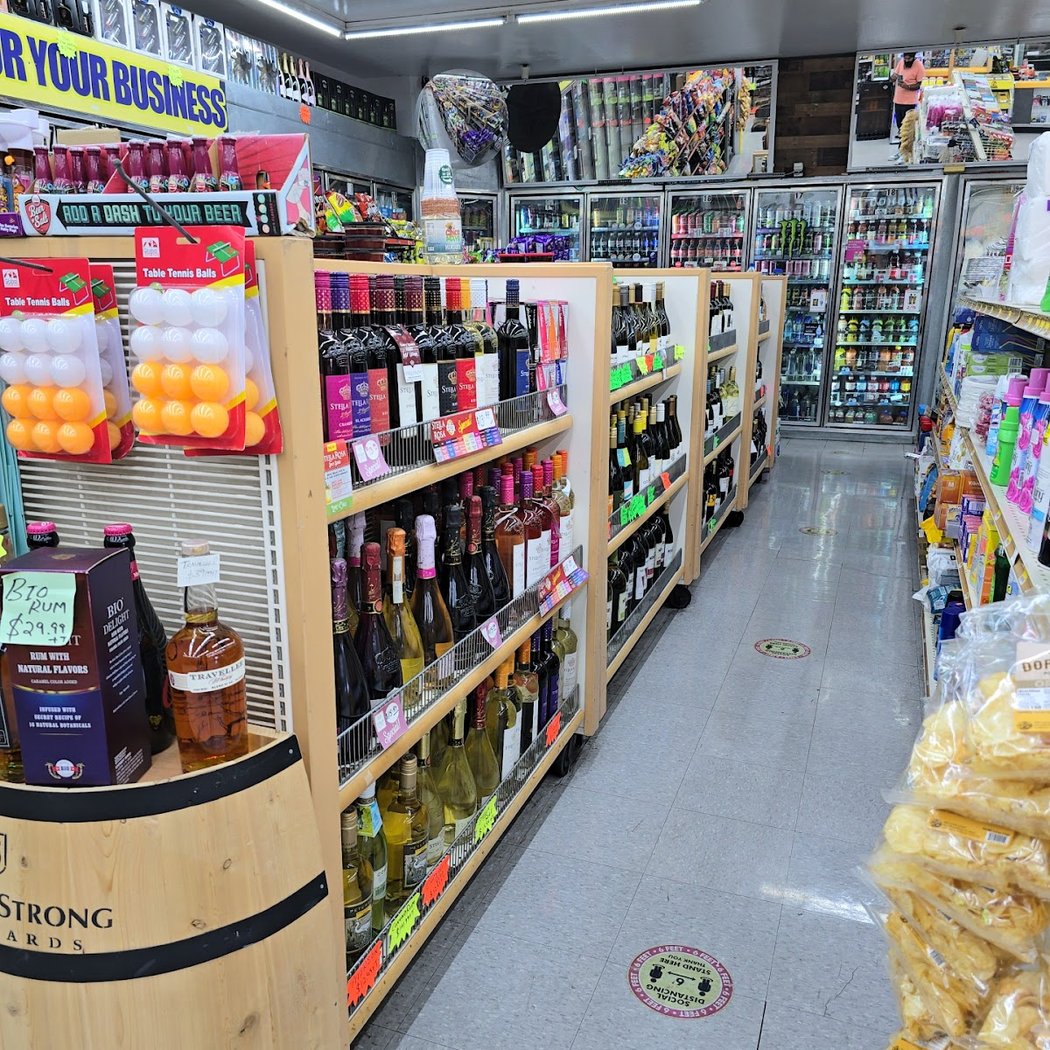 Bob's Discount Liquor 1