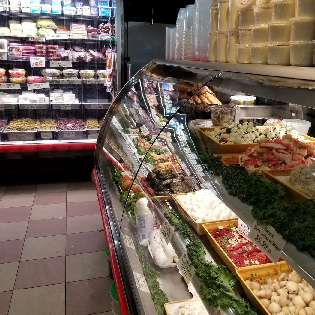 Valentino Food Market 3