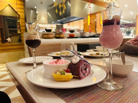 Feast 1