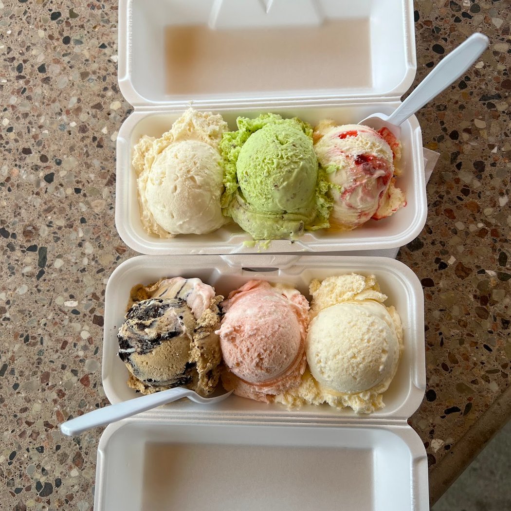 Guanatos Ice Cream 1