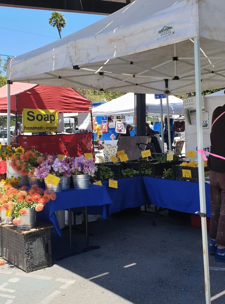 Farmers' Market West Side 2
